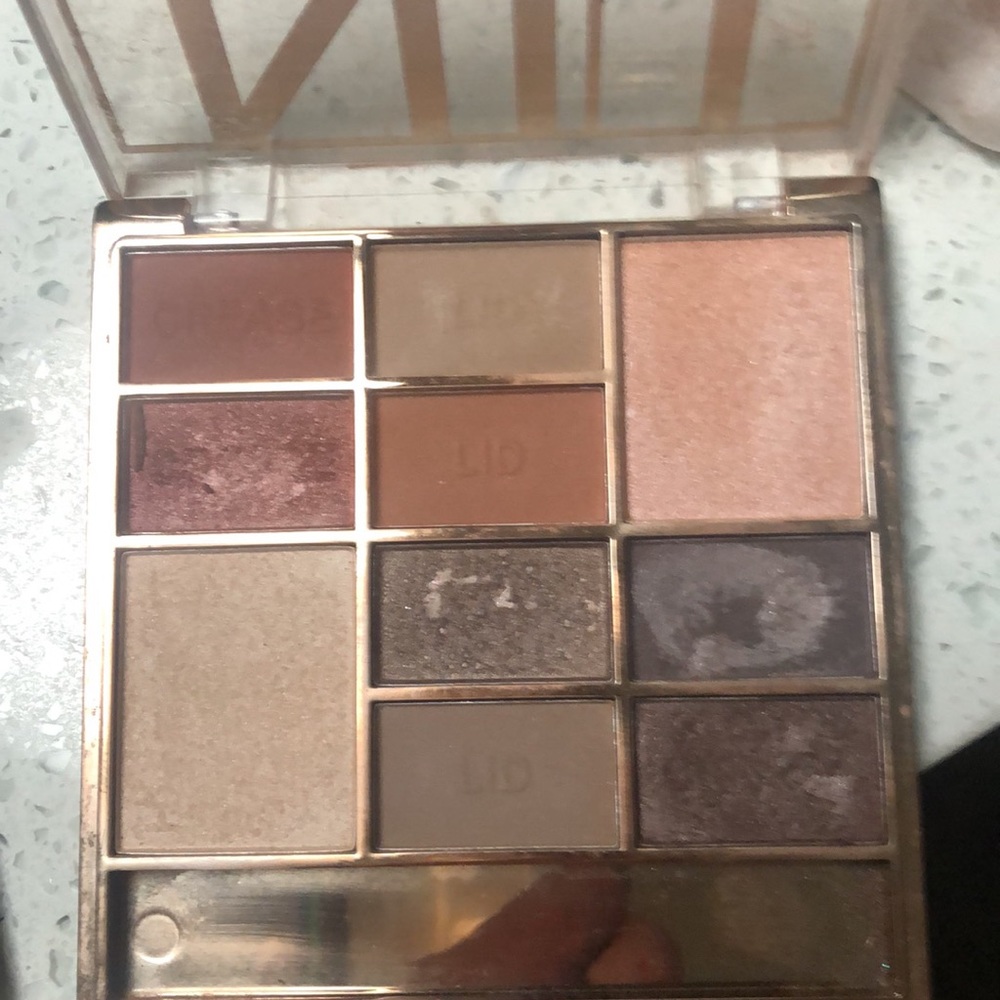 Eyeshadows Pallet bundle - Picture 5 of 8